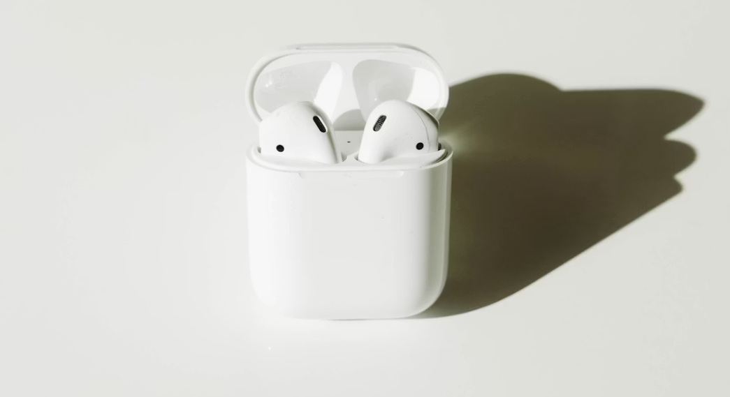 Jangan Salah Pilih! Kenali Perbedaan AirPods dan EarPods Sebelum Mengeluarkan Uang